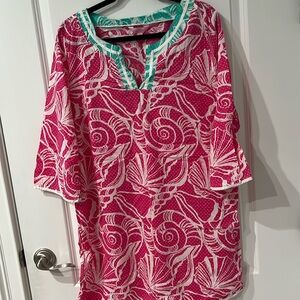 Lilly Pulitzer beauty.